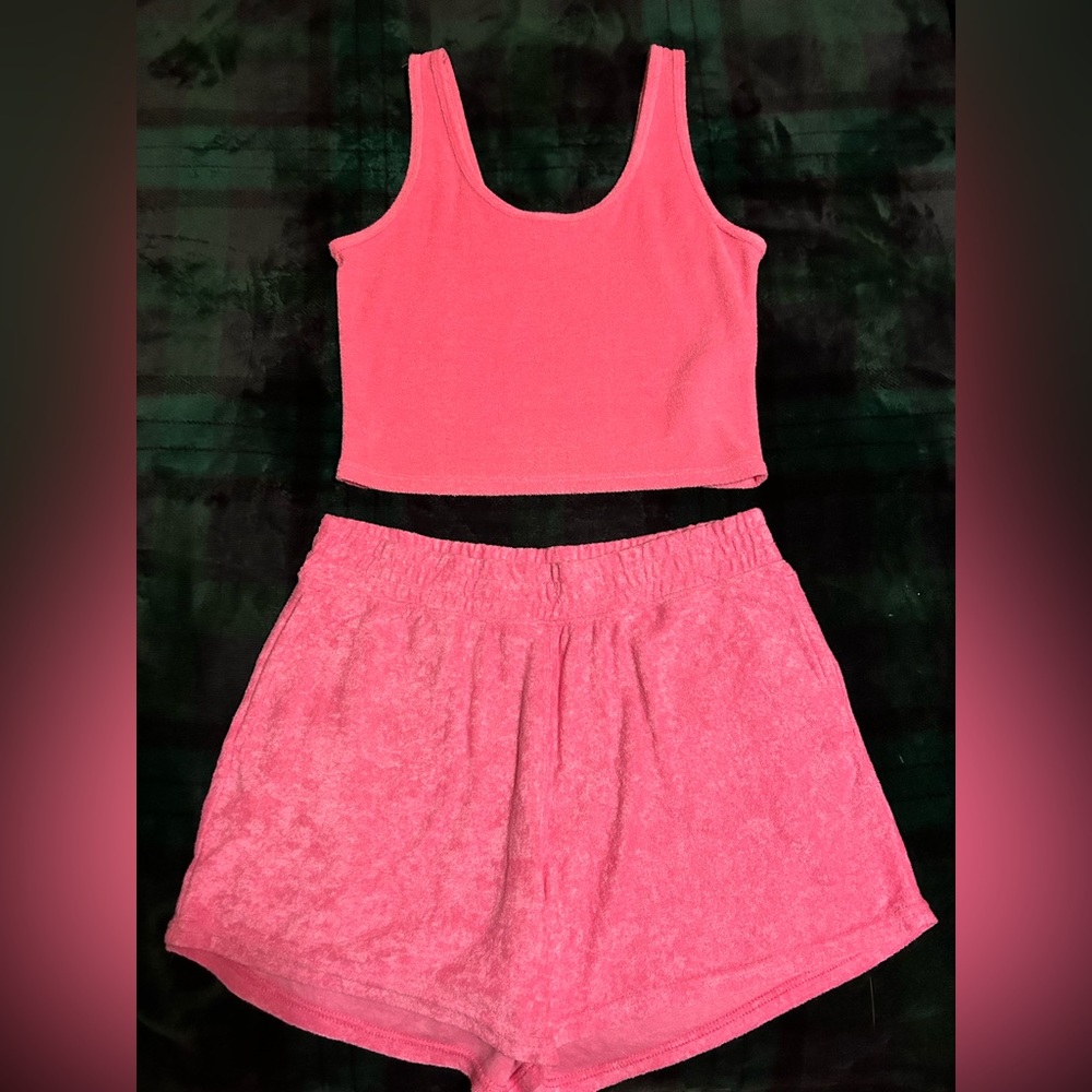 hollister hot pink terrycloth matching set
